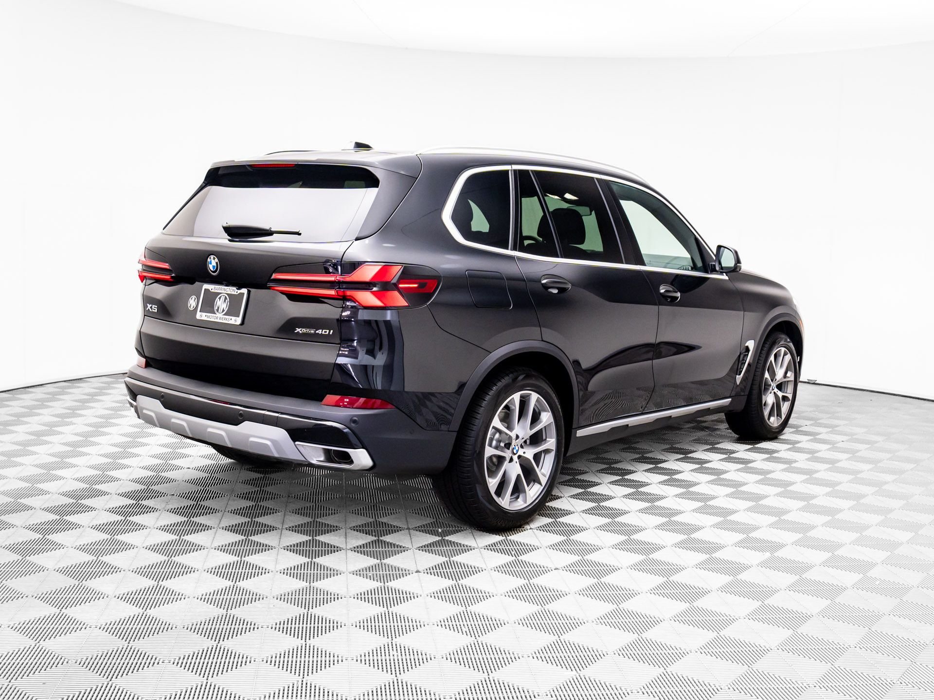 New 2026 Black Sapphire Metallic BMW xDrive40i image 6