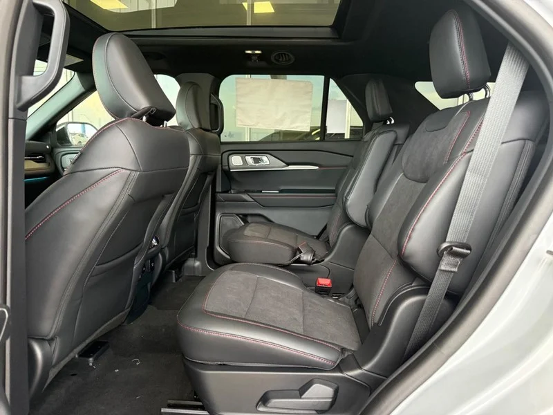 New 2026 Space White Metallic Ford ST 4WD image 6