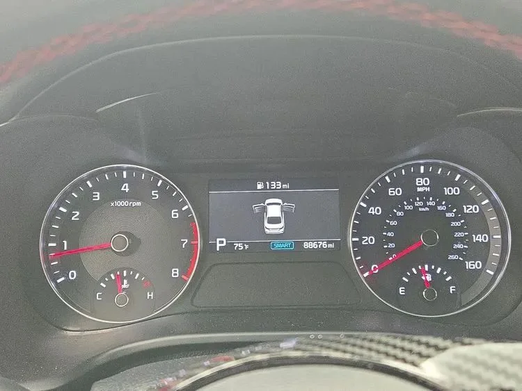 Used 2021  Kia GT Sedan 4D image 10