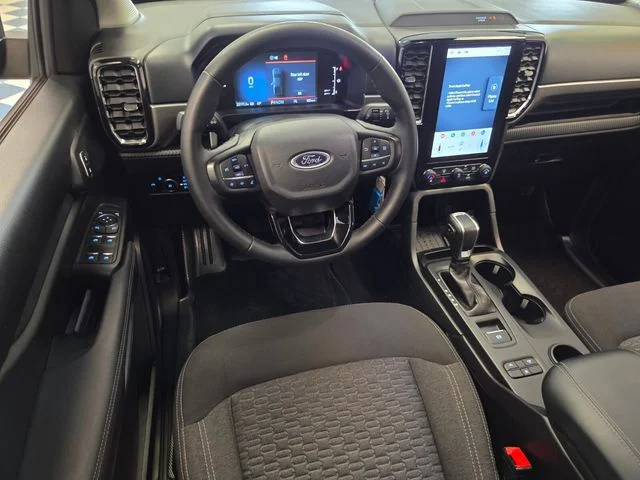 Used 2025 Gray Ford XLT image 13