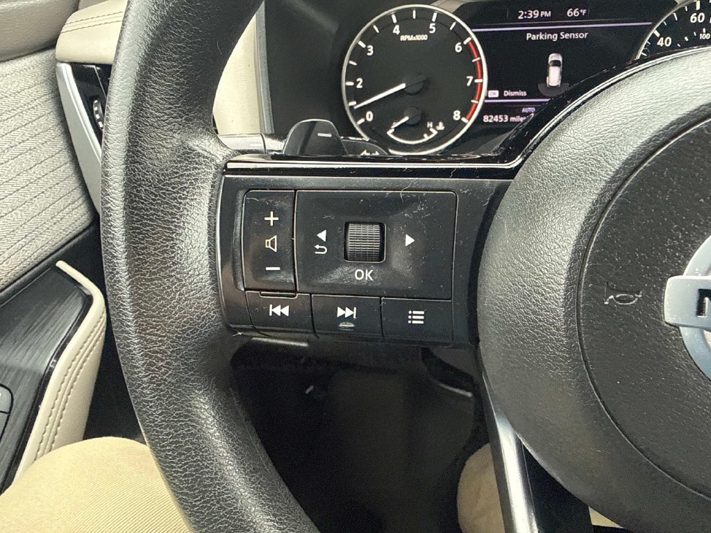 Used 2021 Blue Nissan SV image 29