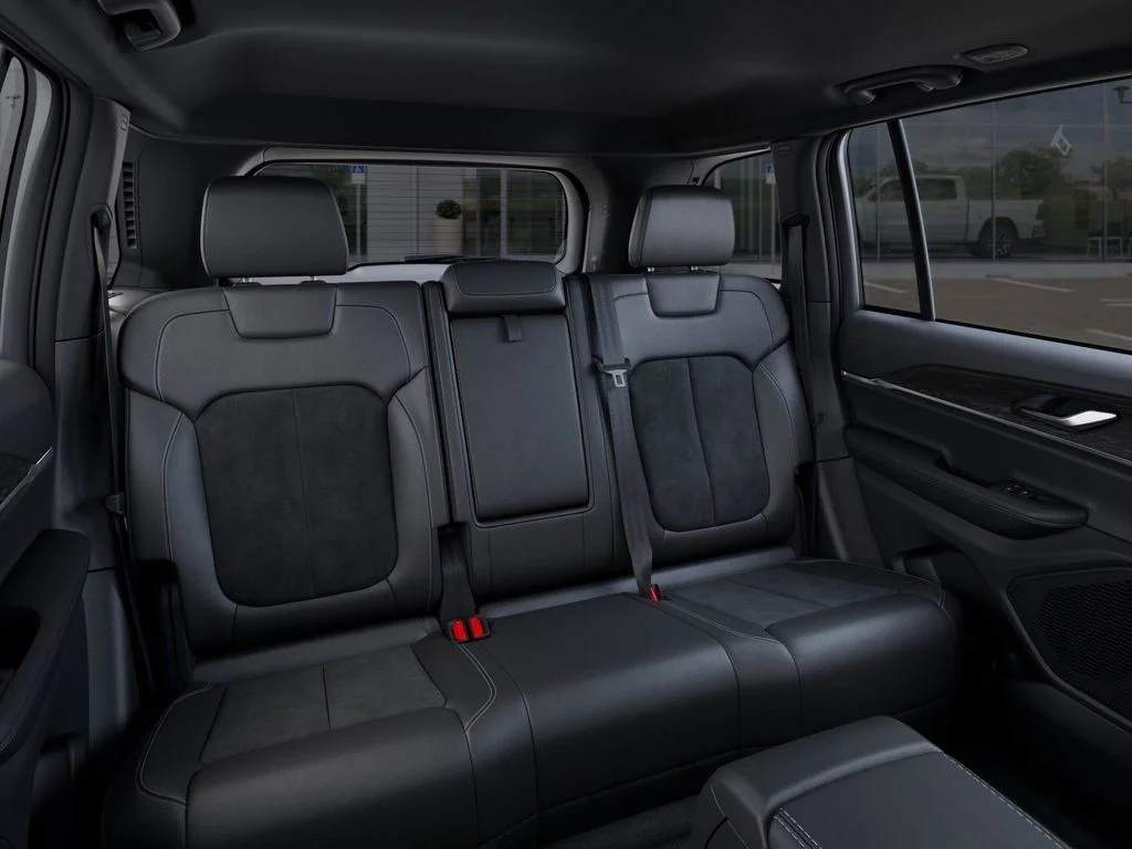 Used 2026 White Jeep Altitude image 15
