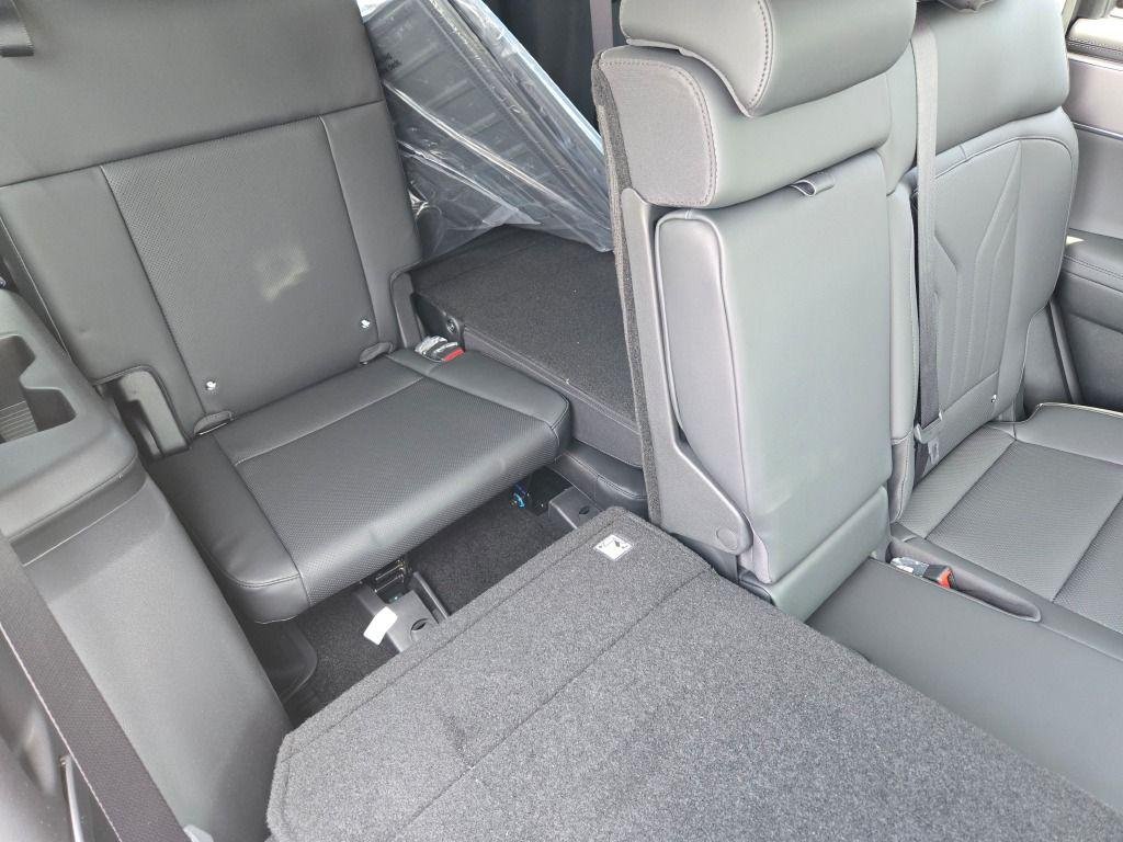 New 2026 Gray Hyundai XRT AWD image 10