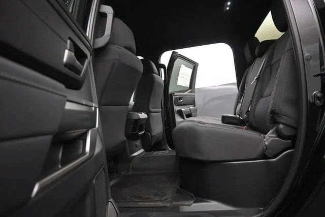 2026 Toyota Tundra SR5 - Photo 12