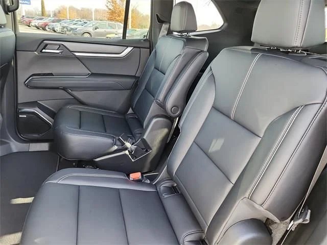 2026 GMC Acadia Elevation - Photo 15