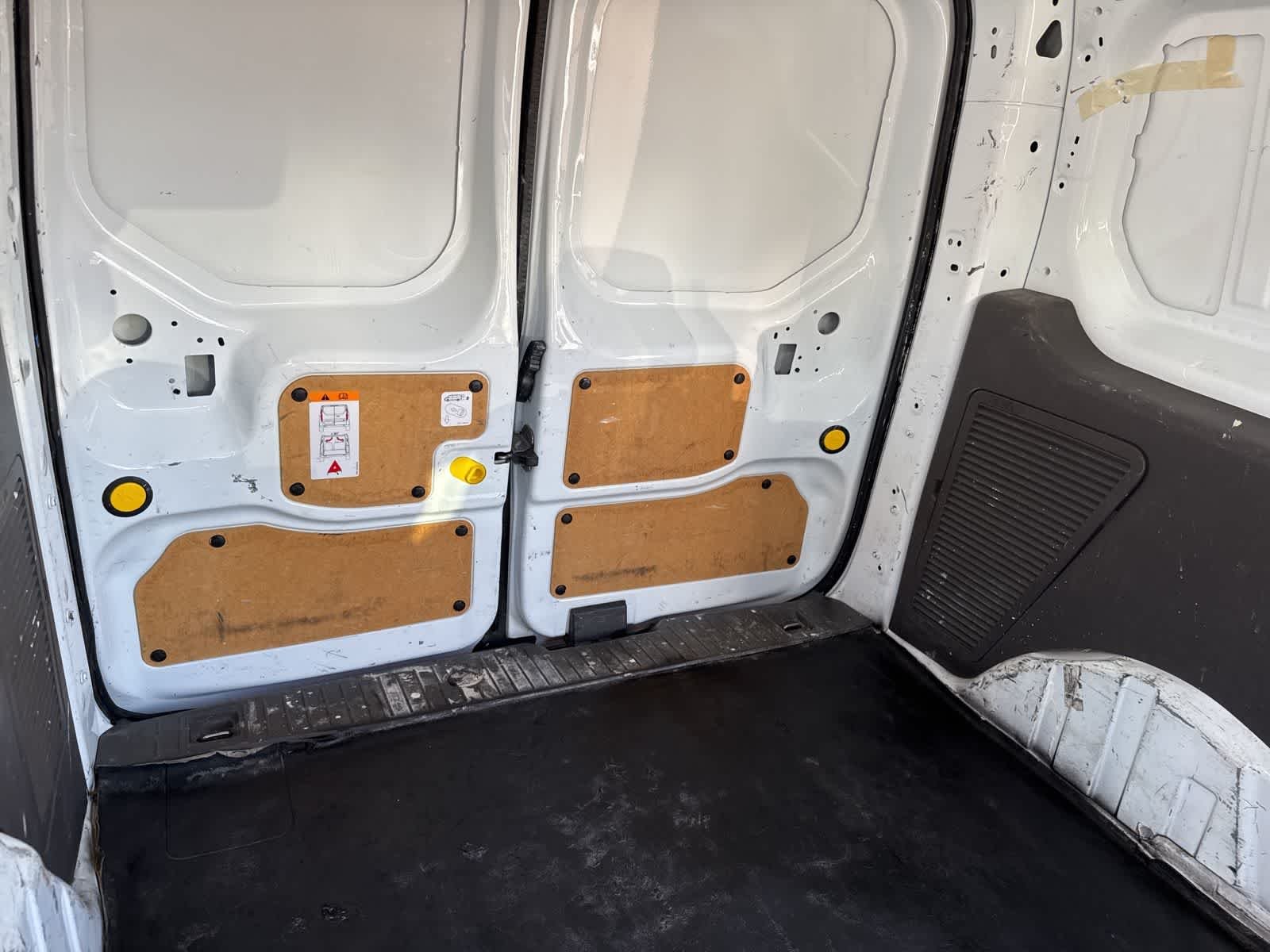 Used 2020 Frozen White Ford XL image 25
