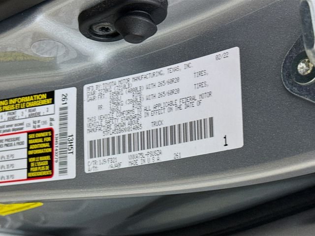 Used 2022 Silver Toyota SR5 image 31