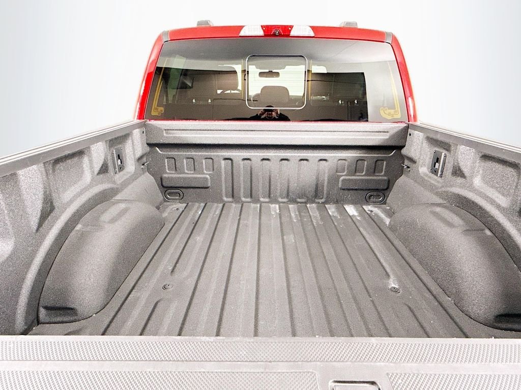 Used 2022 Red Ford Platinum image 28