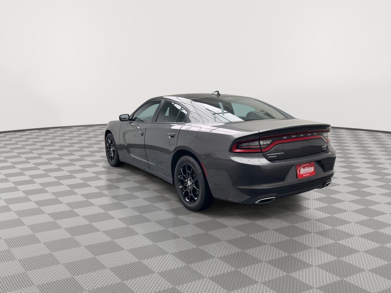 Used 2017 Granite Pearlcoat Dodge SXT image 32