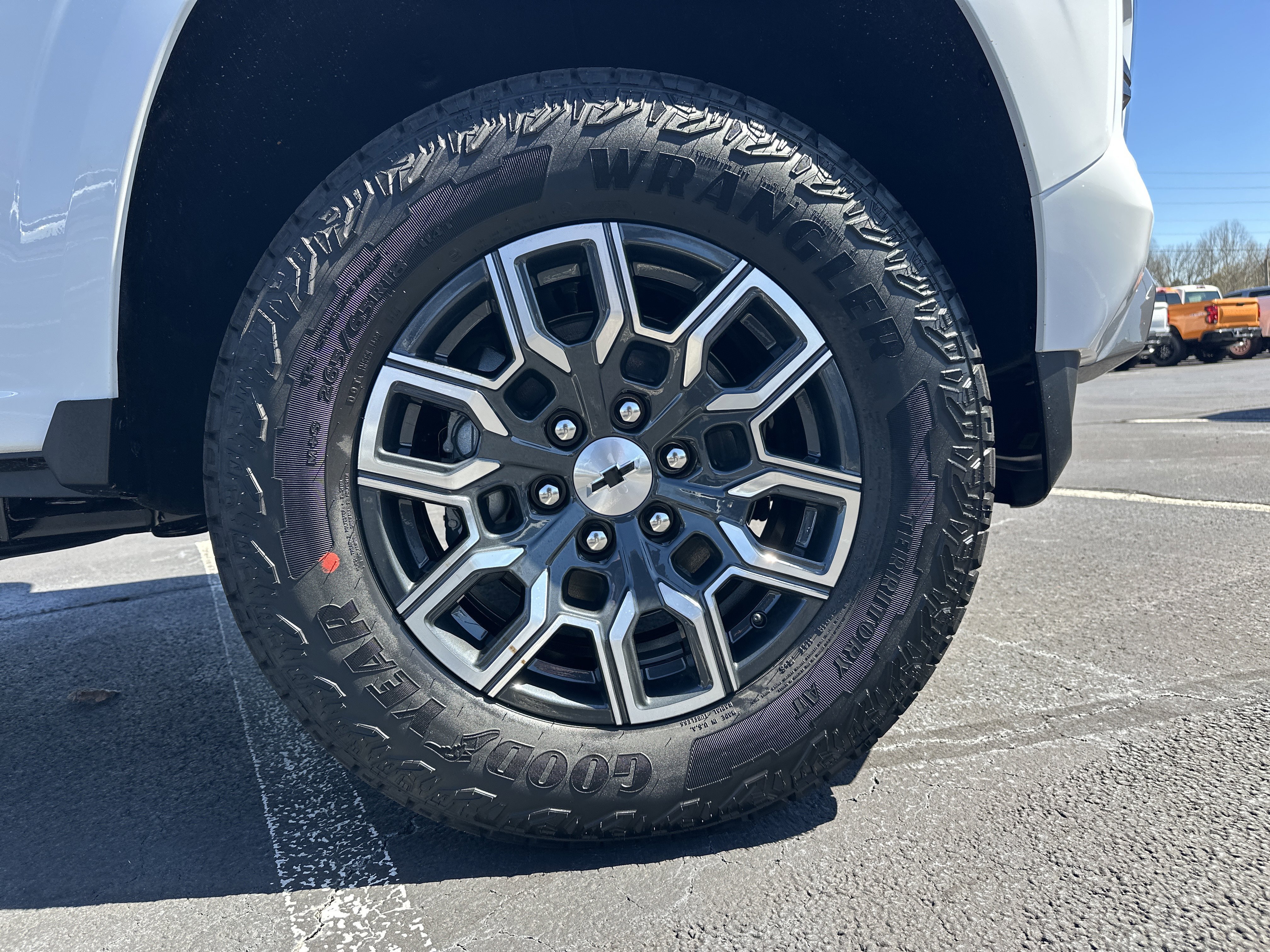 2026 Chevrolet Colorado Z71 - Photo 13