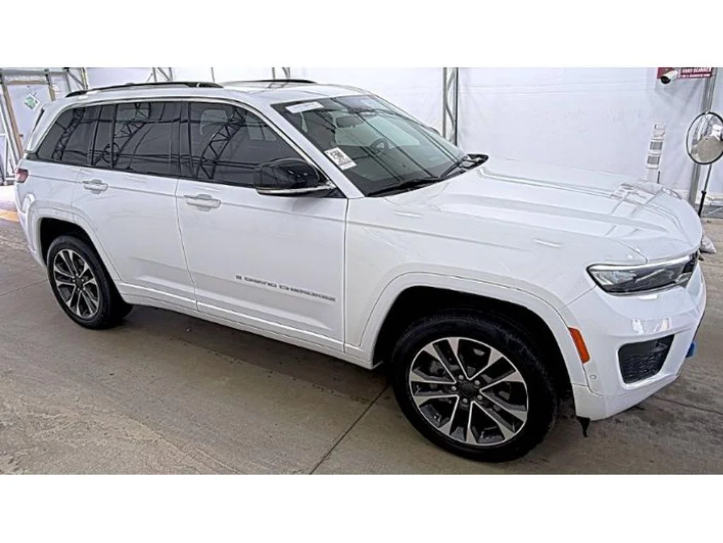 Used 2023 Bright White Clearcoat Jeep Overland 4xe image 3