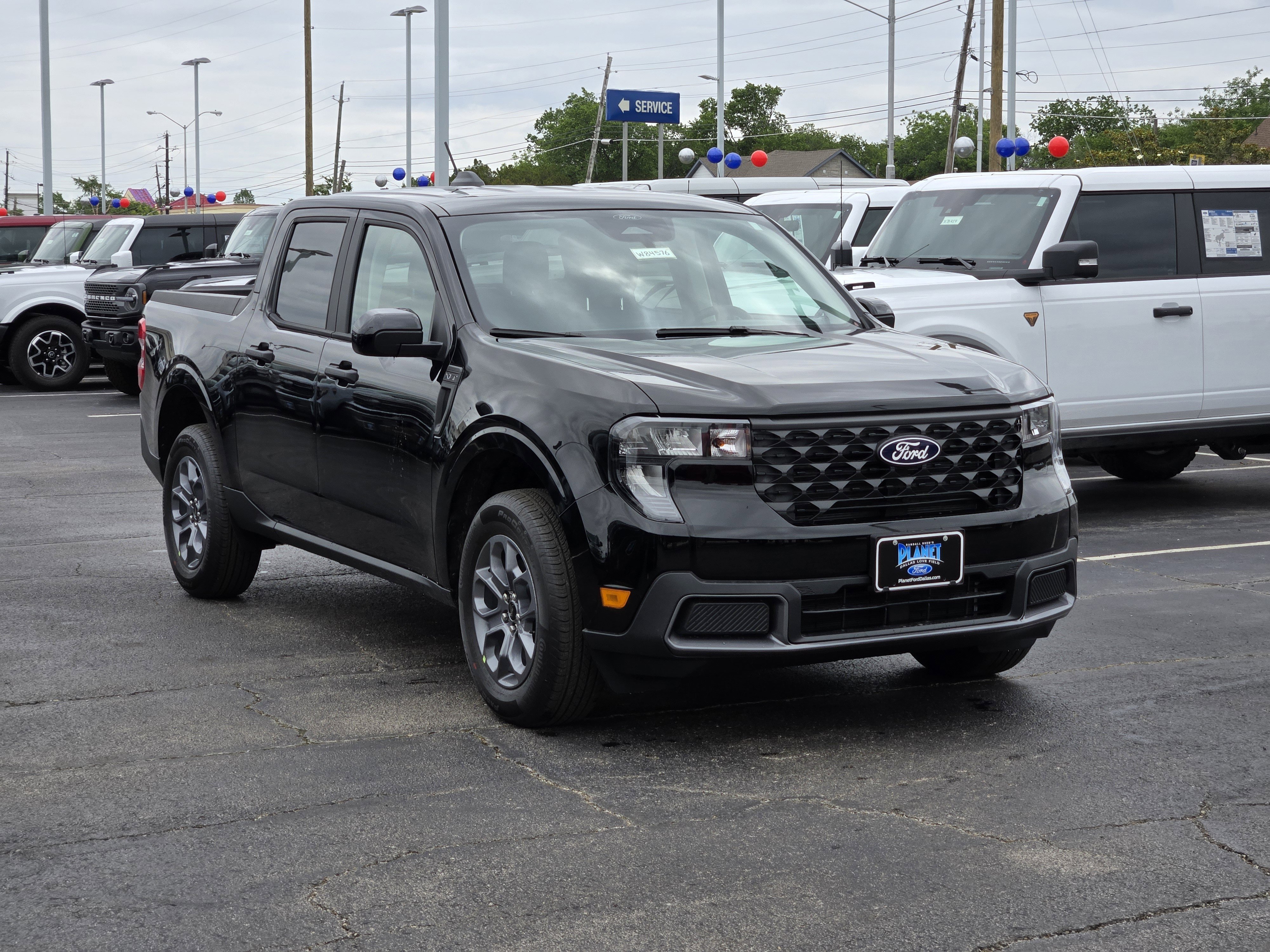 New 2026 Shadow Black Ford XLT image 2