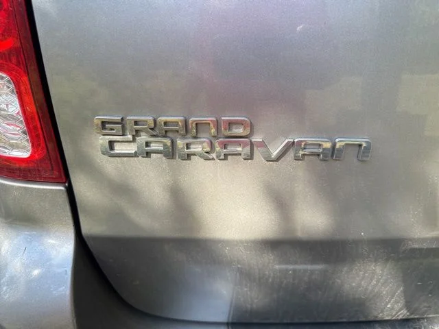 Used 2019 Silver Dodge SXT image 13