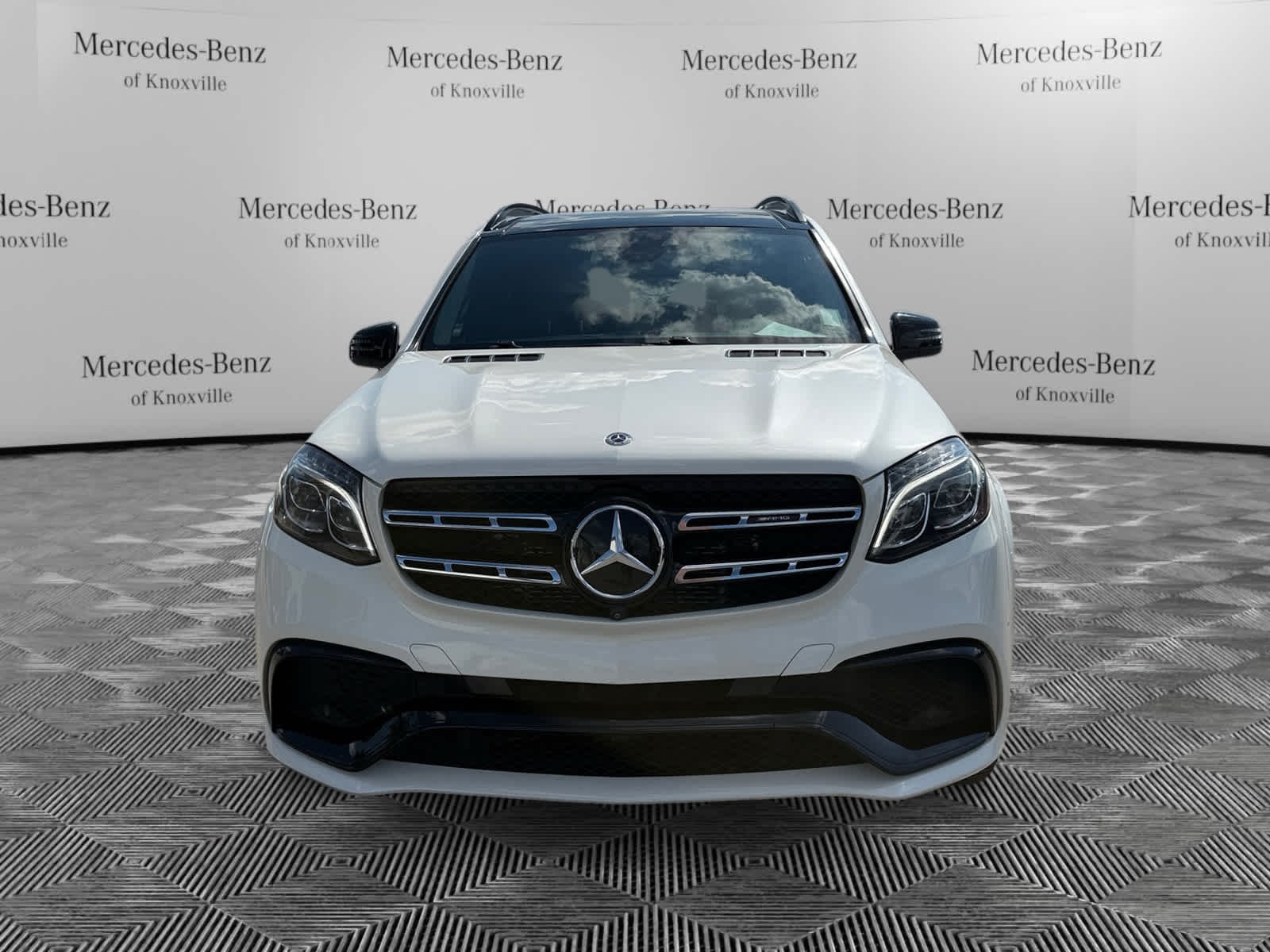 Used 2018 designo Diamond White Metallic Mercedes-Benz AMG® GLS 63 image 7