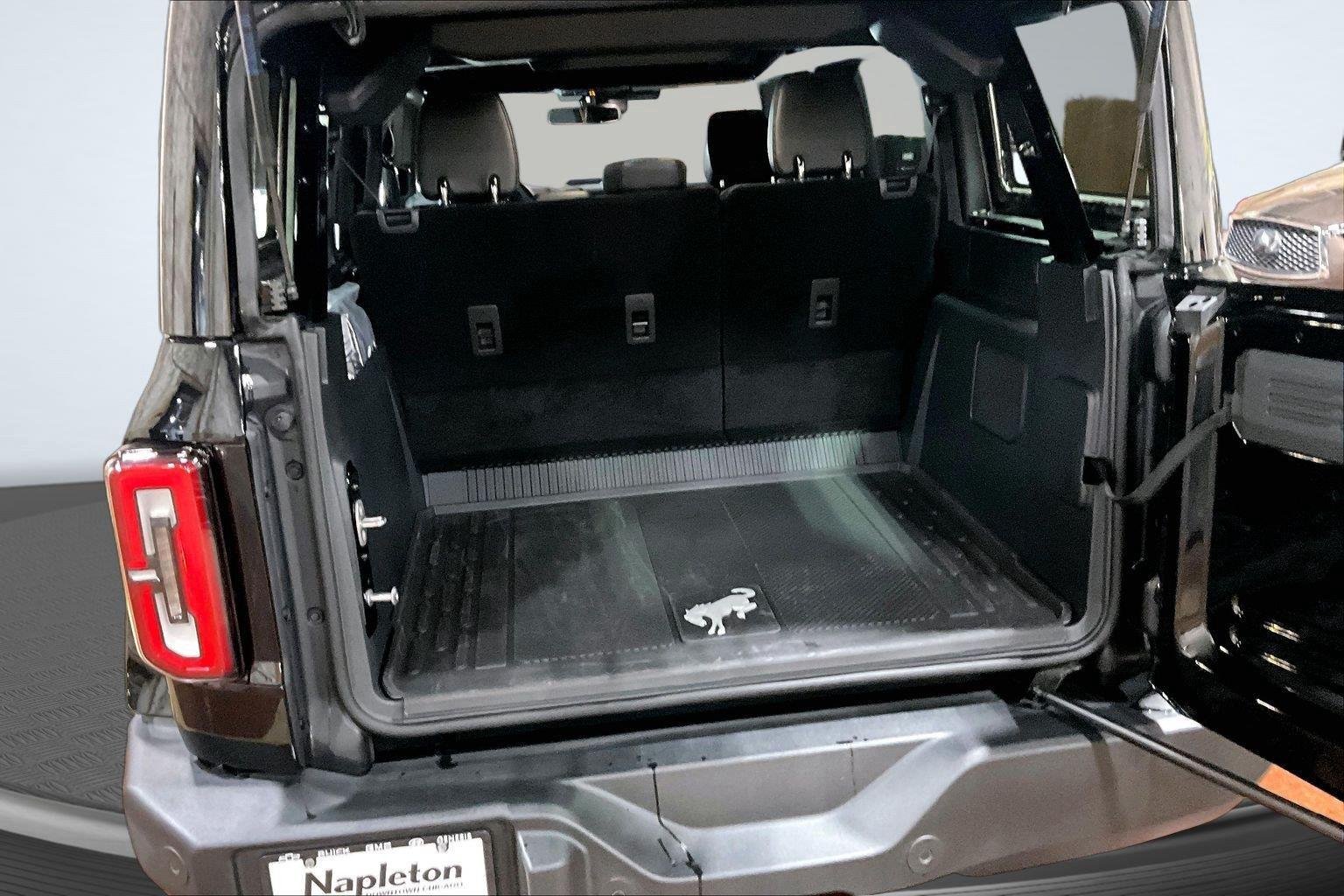 Used 2025 Shadow Black Ford Outer Banks image 5