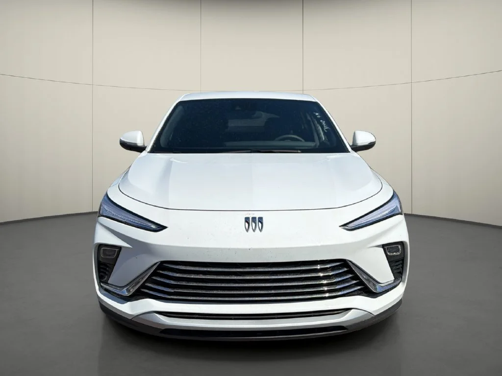 Used 2026 White Buick Preferred image 2
