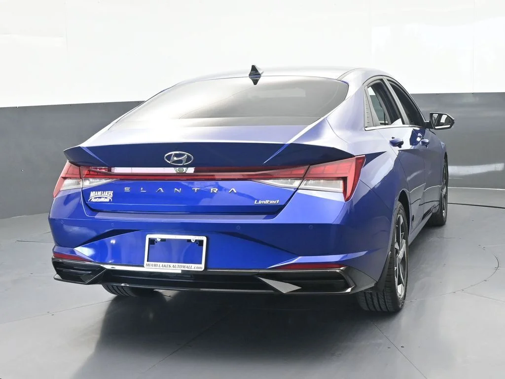 Used 2023 Intense Blue Hyundai Limited image 5
