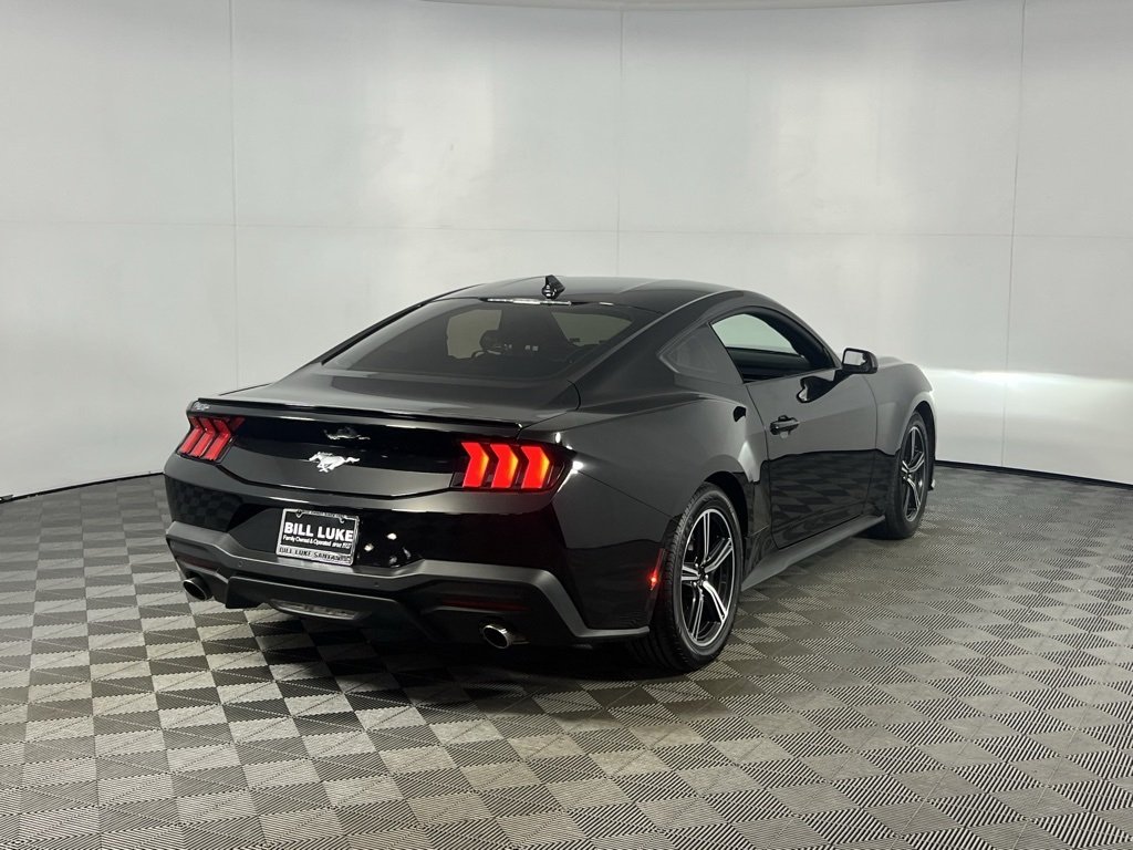 2024 Ford Mustang EcoBoost Premium photo 3