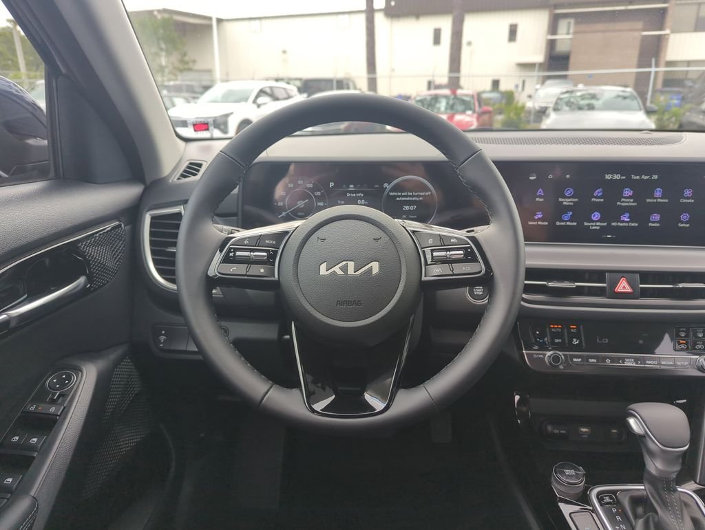 New 2026 Dark Ocean Blue Kia EX image 17