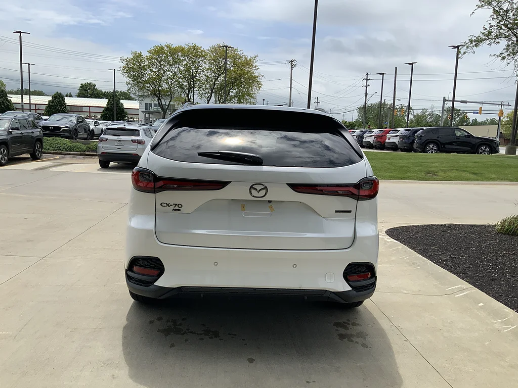 New 2026 Rhodium White Premium Mazda 3.3 Turbo Preferred image 5