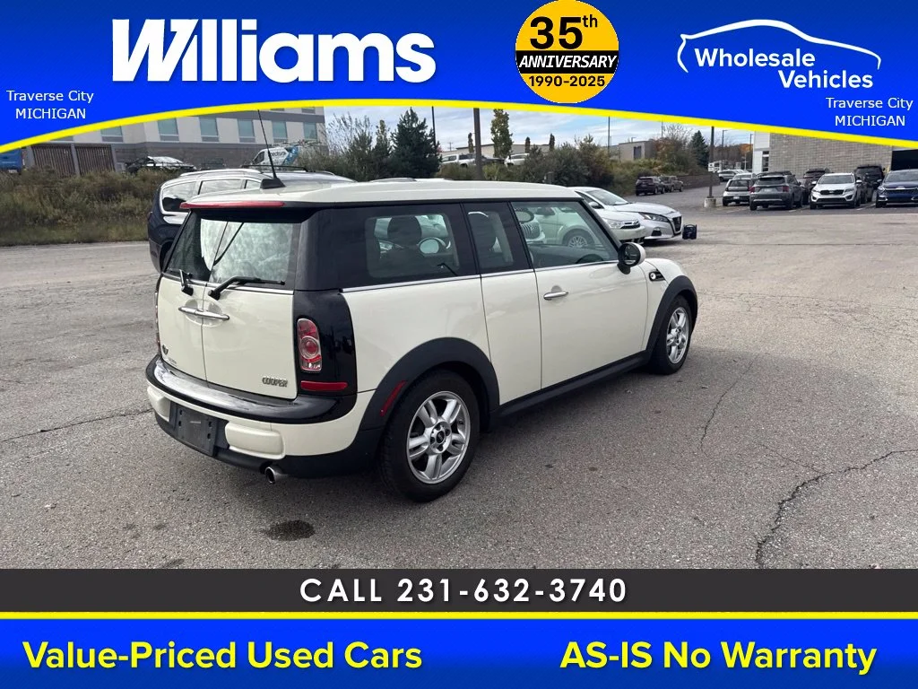 Used 2013 Pepper White MINI Clubman image 14
