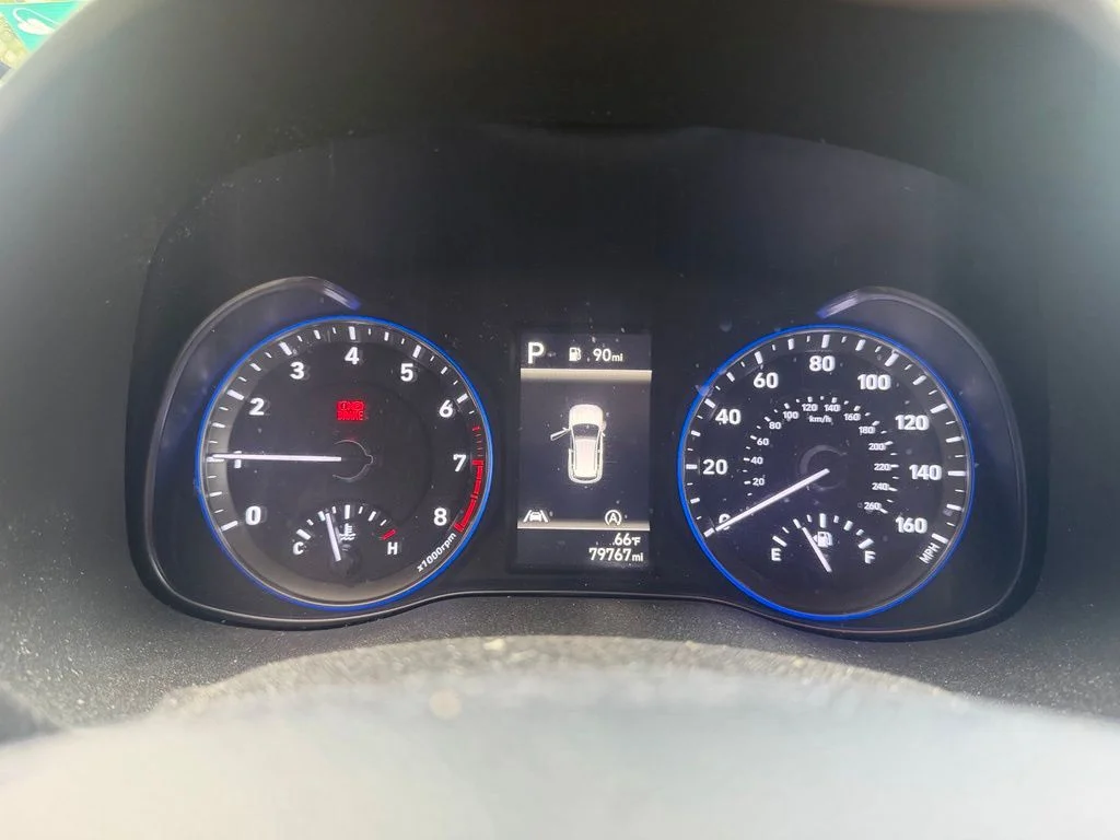 Used 2022 Lunar White Hyundai SEL image 19