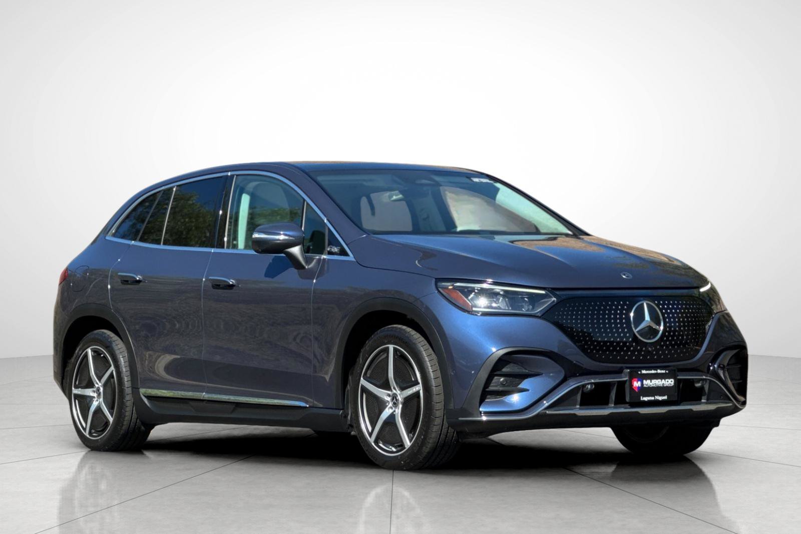 Certified Used 2023 Blue Mercedes-Benz 500 SUV image 32