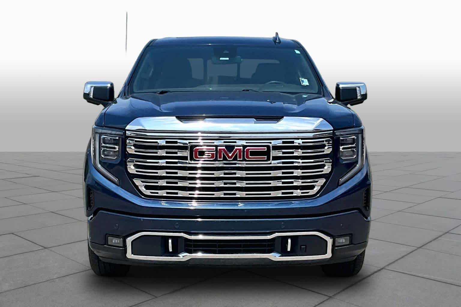 Used 2023 Pacific Blue Metallic GMC Denali image 4
