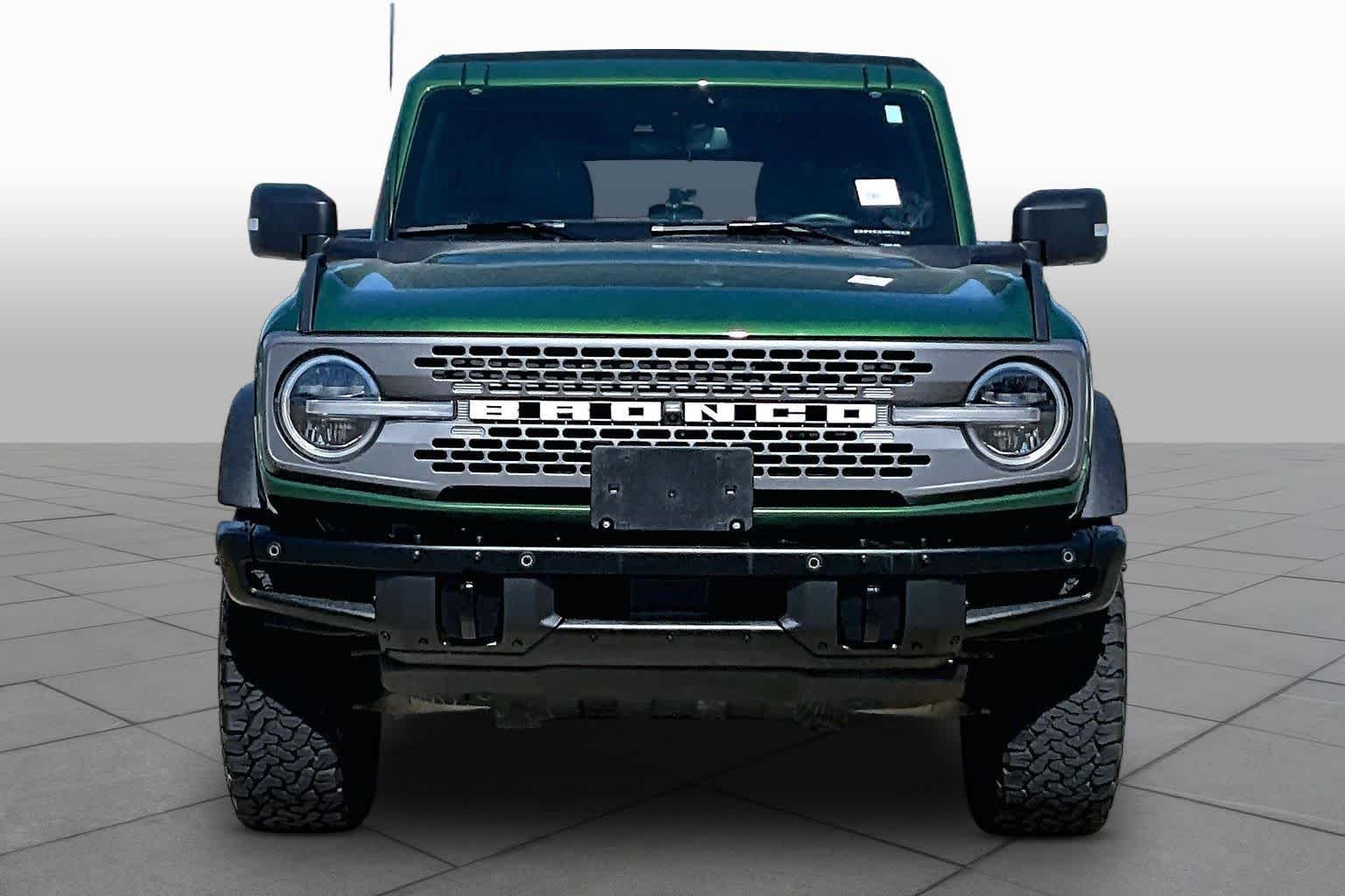 Used 2024 Eruption Green Metallic Ford Badlands image 8
