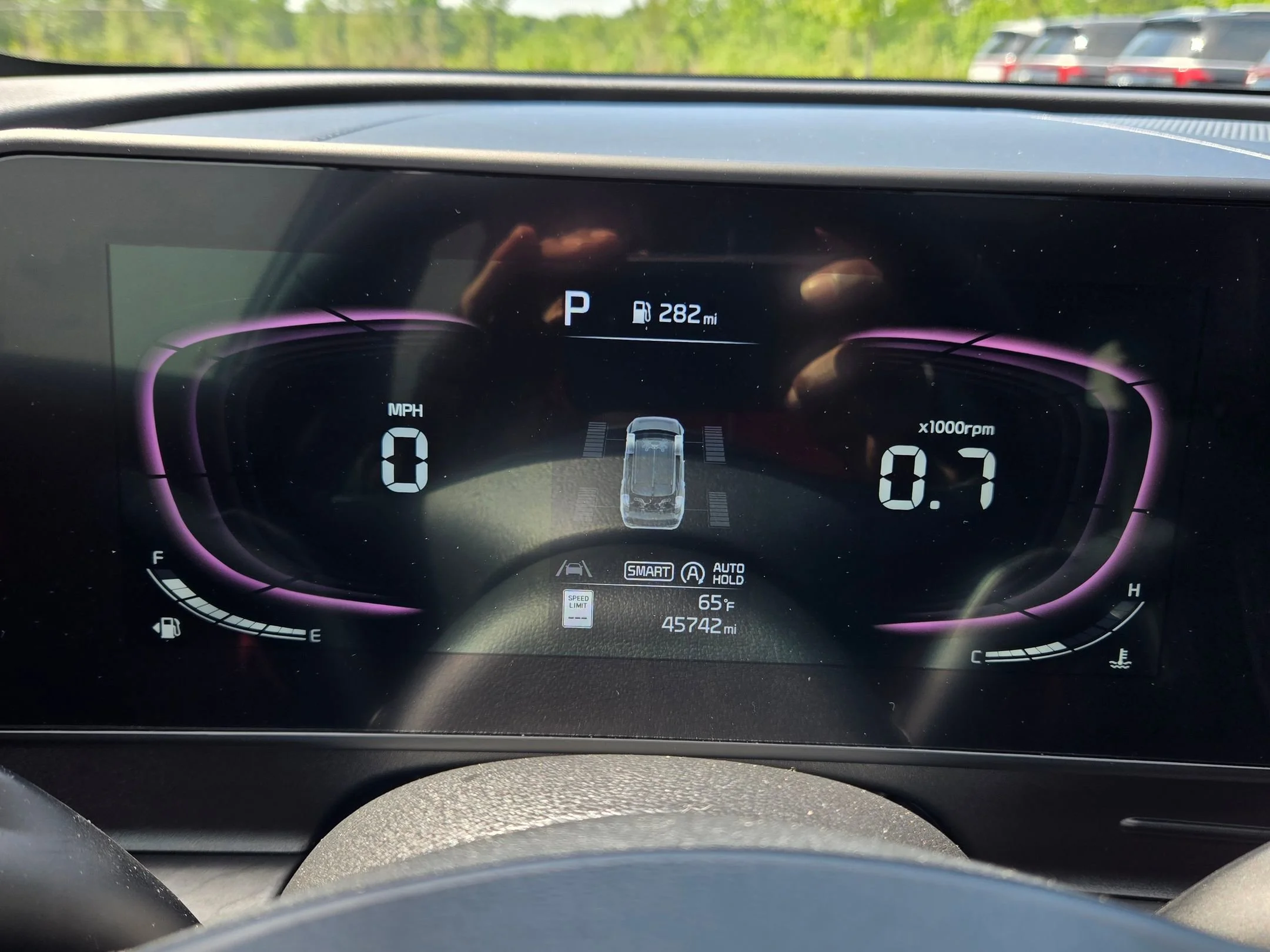 Used 2024 Glacial White Pearl Kia X-Line image 27