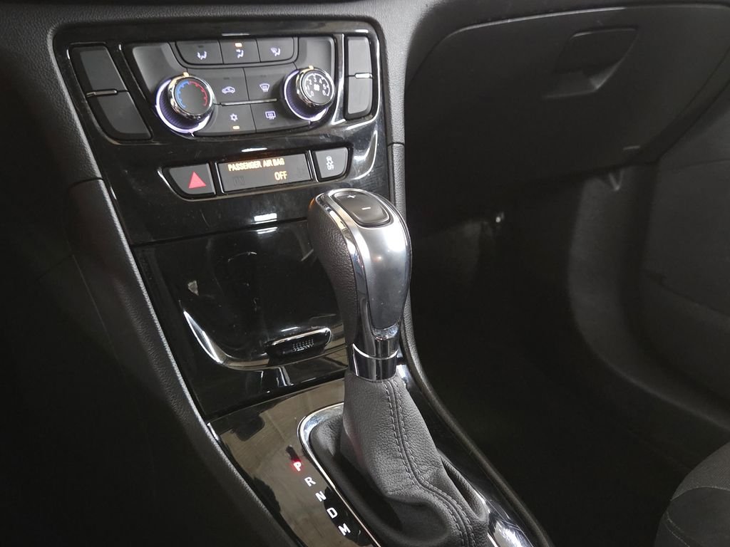 Used 2019 White Buick Preferred image 27