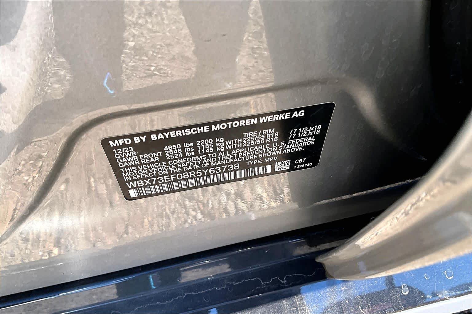 Used 2024 Space Silver Metallic BMW xDrive28i image 32