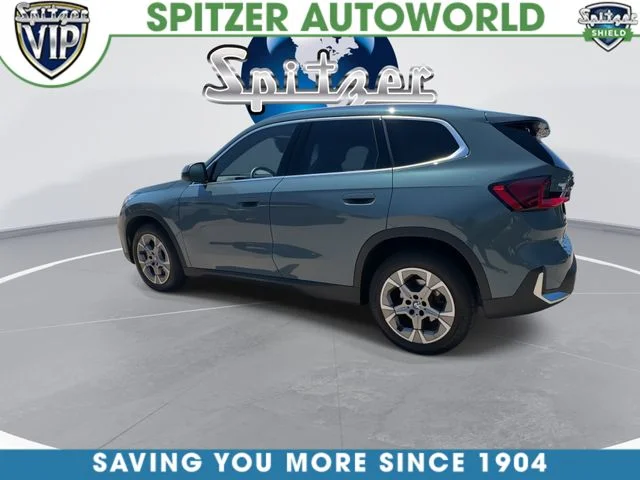 Used 2023 Green BMW xDrive28i image 7