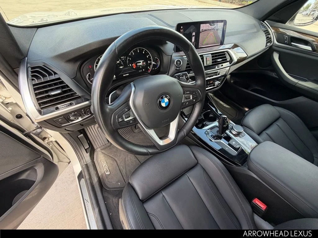 Used 2019 White BMW sDrive30i image 13