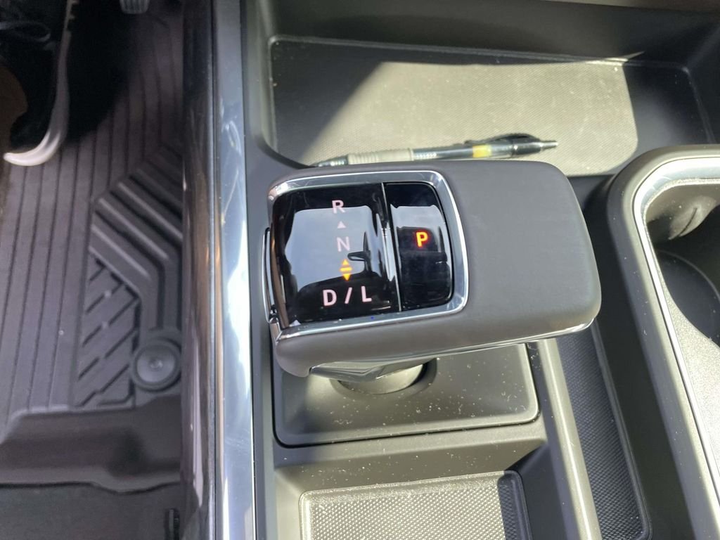 2026 Chevrolet Silverado 1500 LTZ - Photo 22