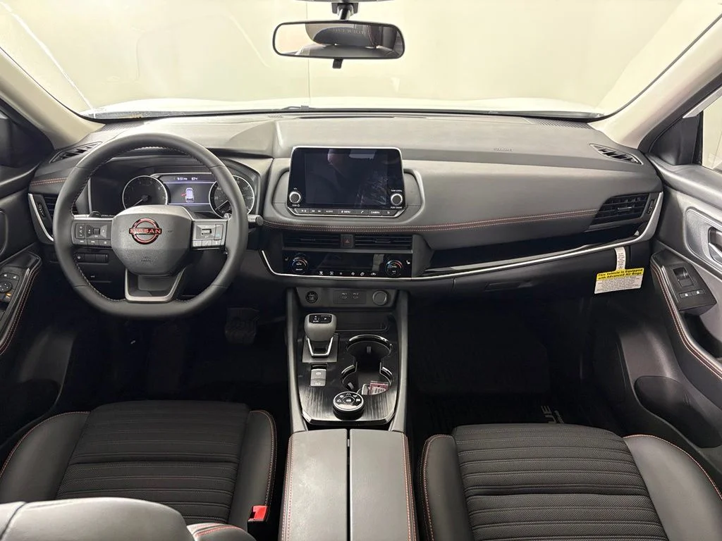 New 2026 Everest White Pearl TriCoat Nissan Rock Creek® image 40