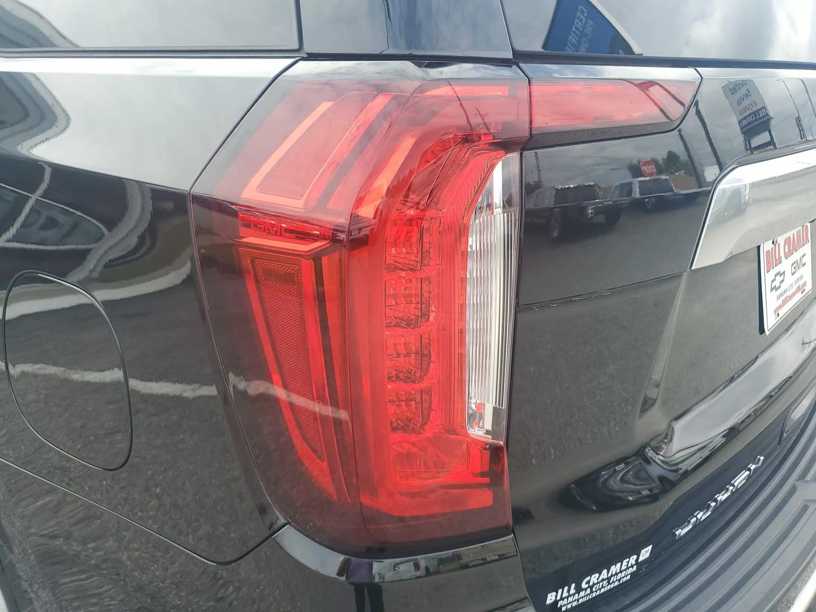 Used 2021 ONYX BLACK GMC Denali image 5