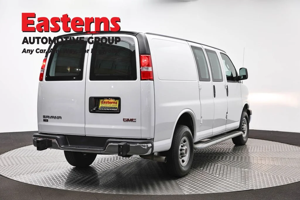 Used 2024 White GMC Work Van image 5