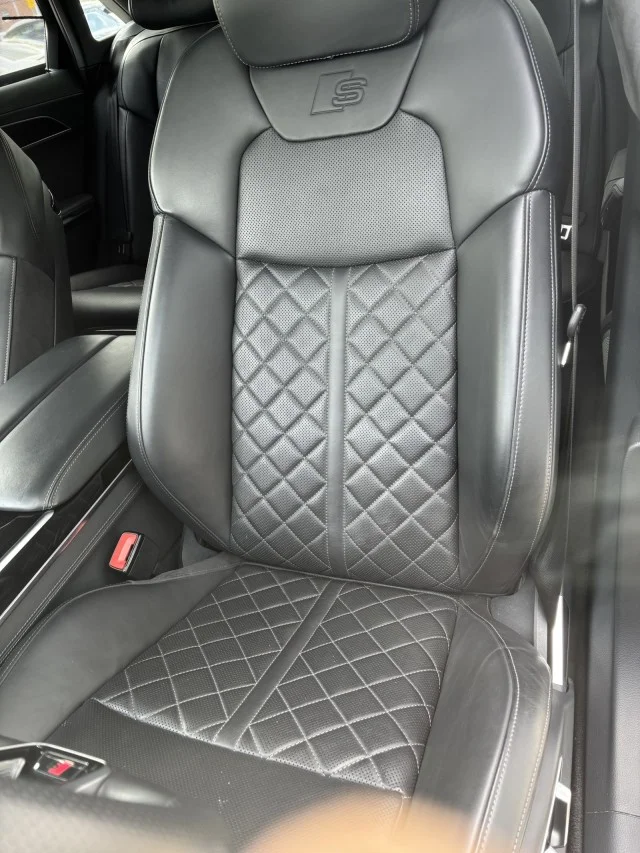 Used 2022 Mythos Black Metallic Audi BLACK OPTIC PLUS & EXECUTIVE PACKAGE !! BANG & OLUFSEN ADVANCED !!! OVER $ 146K MSRP !!! image 26