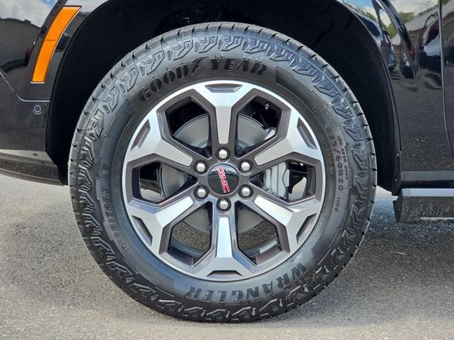 2026 GMC Yukon AT4 Ultimate - Photo 21