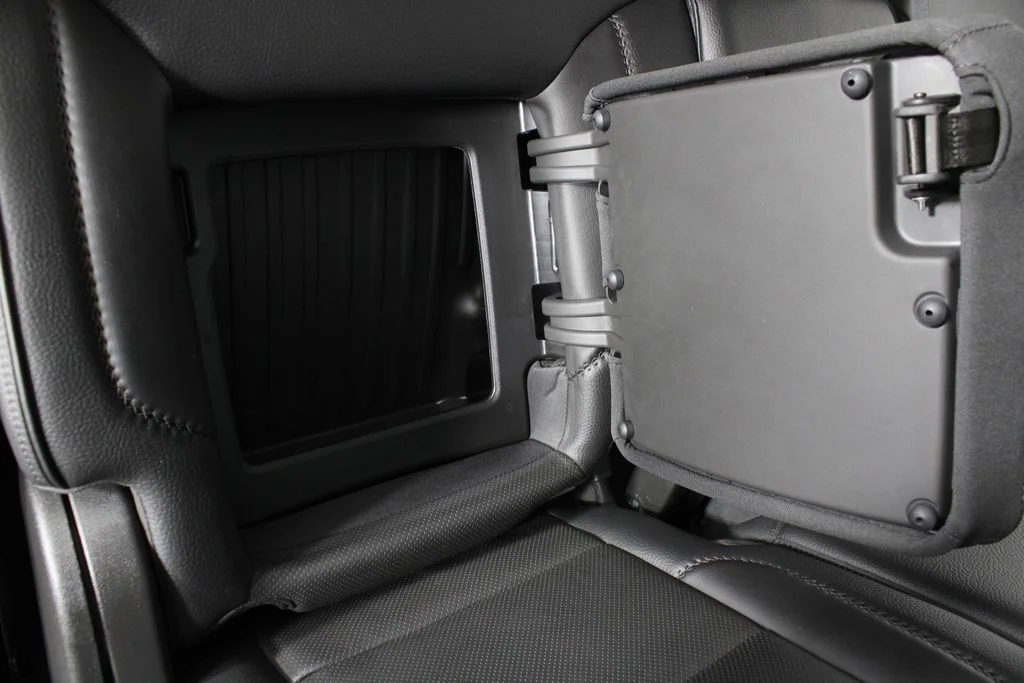 Used 2024 Silver GMC Denali image 15