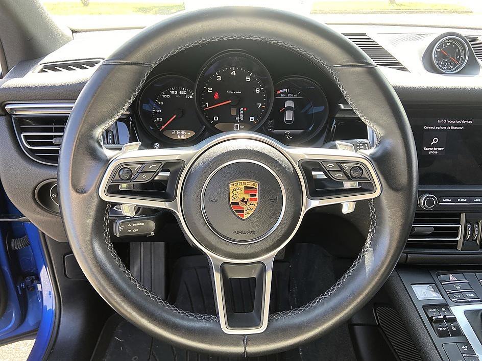 Used 2020 Sapphire Blue Metallic Porsche Base image 13