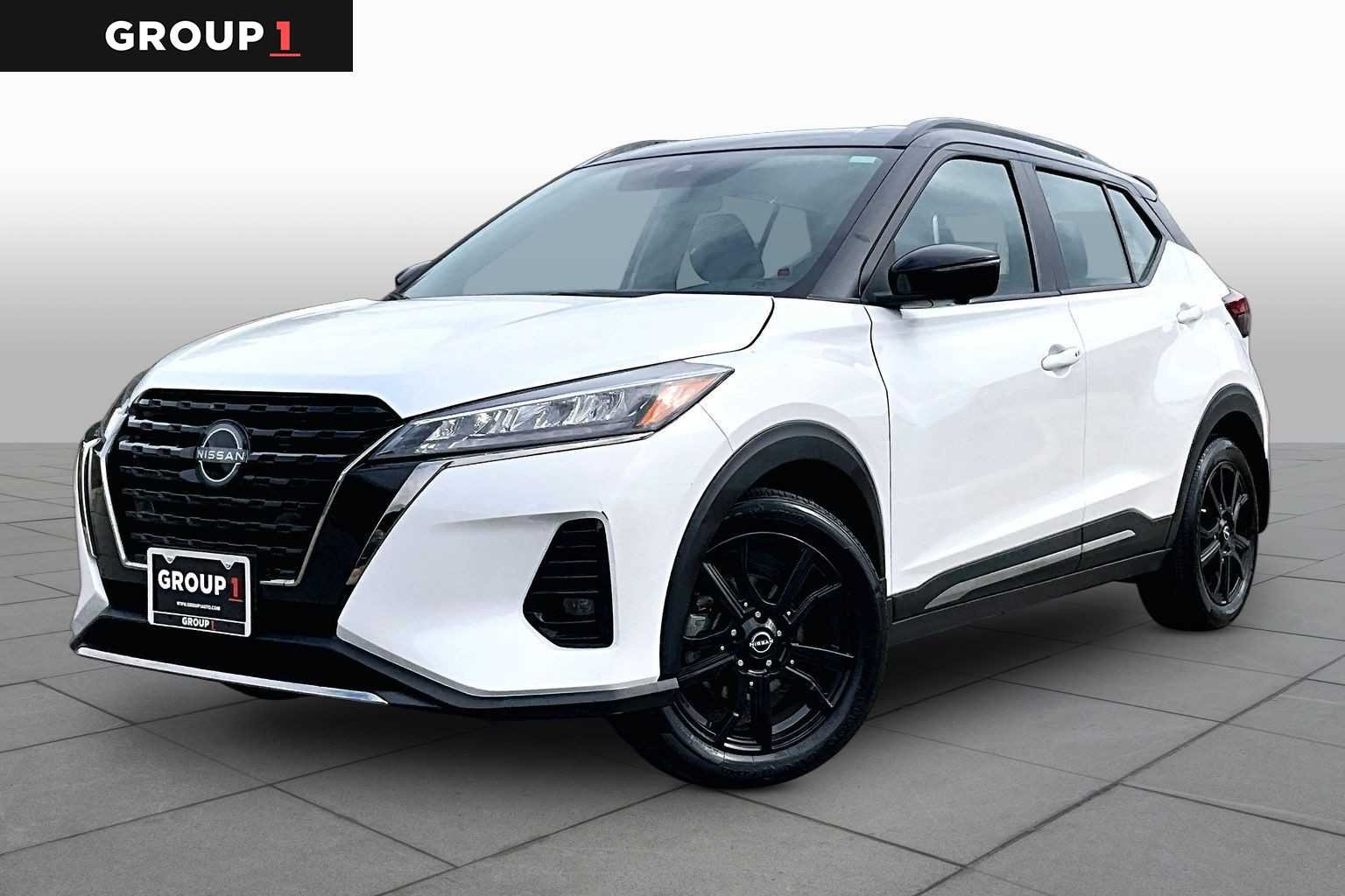 2023 Nissan Kicks SR