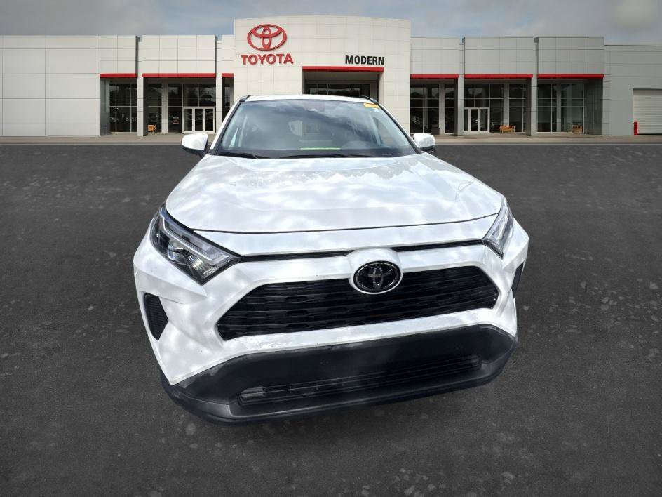 Used 2023 Ice Cap Toyota XLE image 12