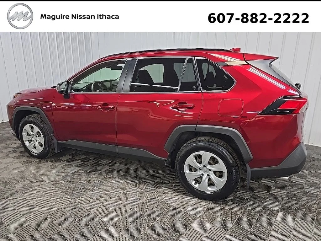 Used 2019 Red Toyota LE image 5