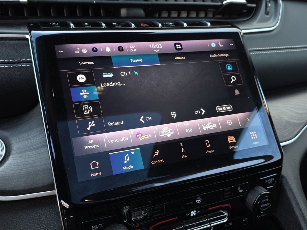 Used 2022 Black Jeep Limited image 21