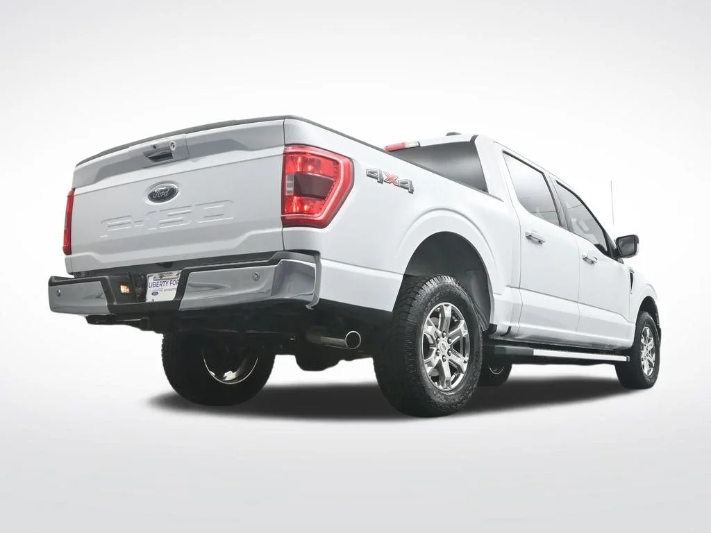 Used 2022 White Ford XLT image 36