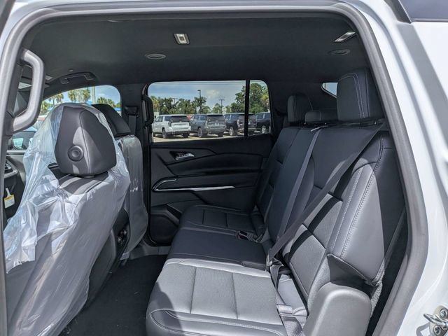 New 2027 Summit White Chevrolet LT image 15