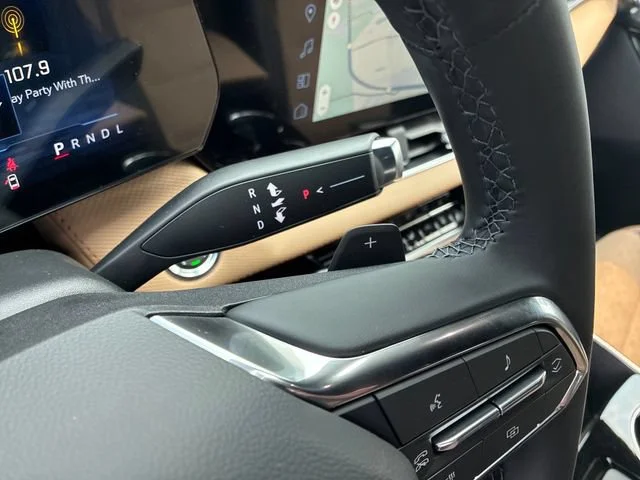 New 2027 Mosaic Black Metallic Chevrolet ACTIV image 27