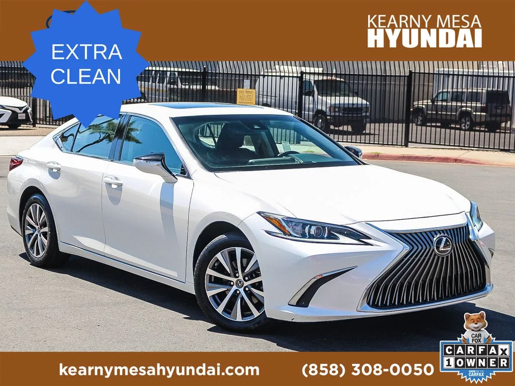 Used 2020 White Lexus 350 image 1